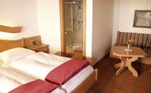 ホテル Pronstorfer Krug 3*